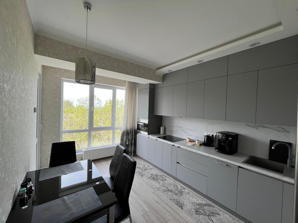 Dendrarium Park Apartment Kişinev Dış mekan fotoğraf